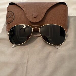 Ray-Ban Classic Gold Aviators with Black Lenses